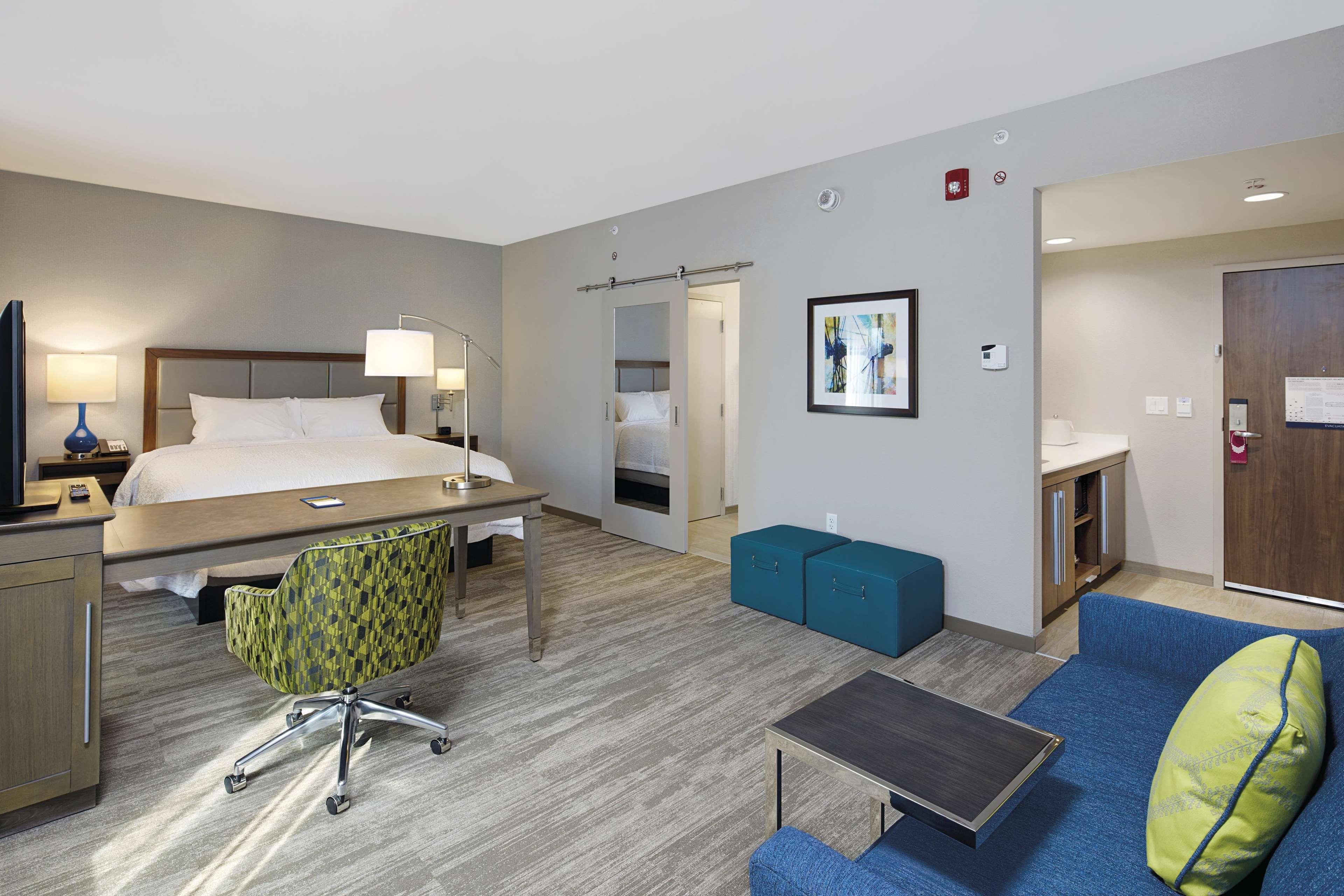 Hampton Inn & Suites Sacramento At Csus Экстерьер фото