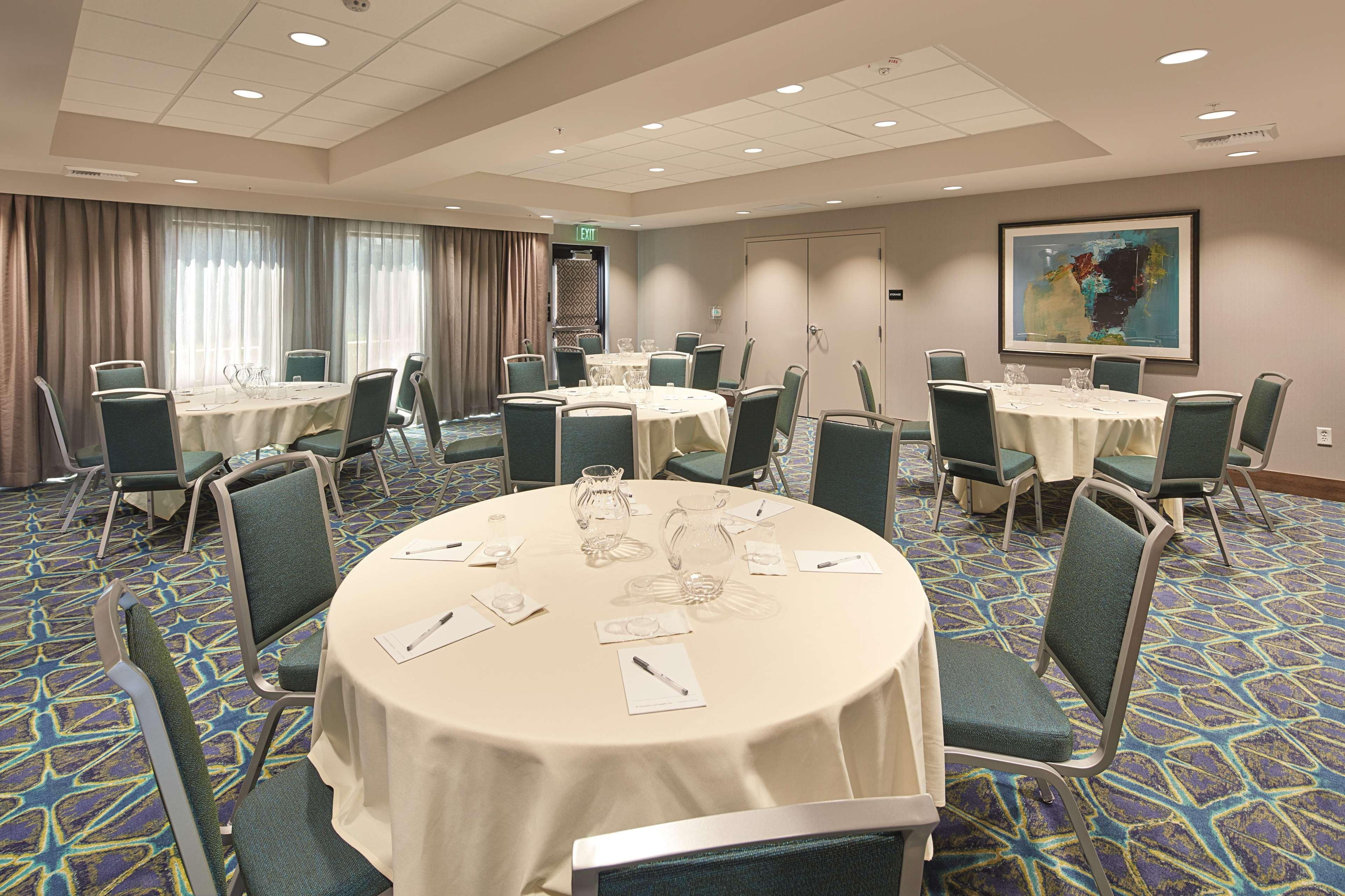 Hampton Inn & Suites Sacramento At Csus Экстерьер фото