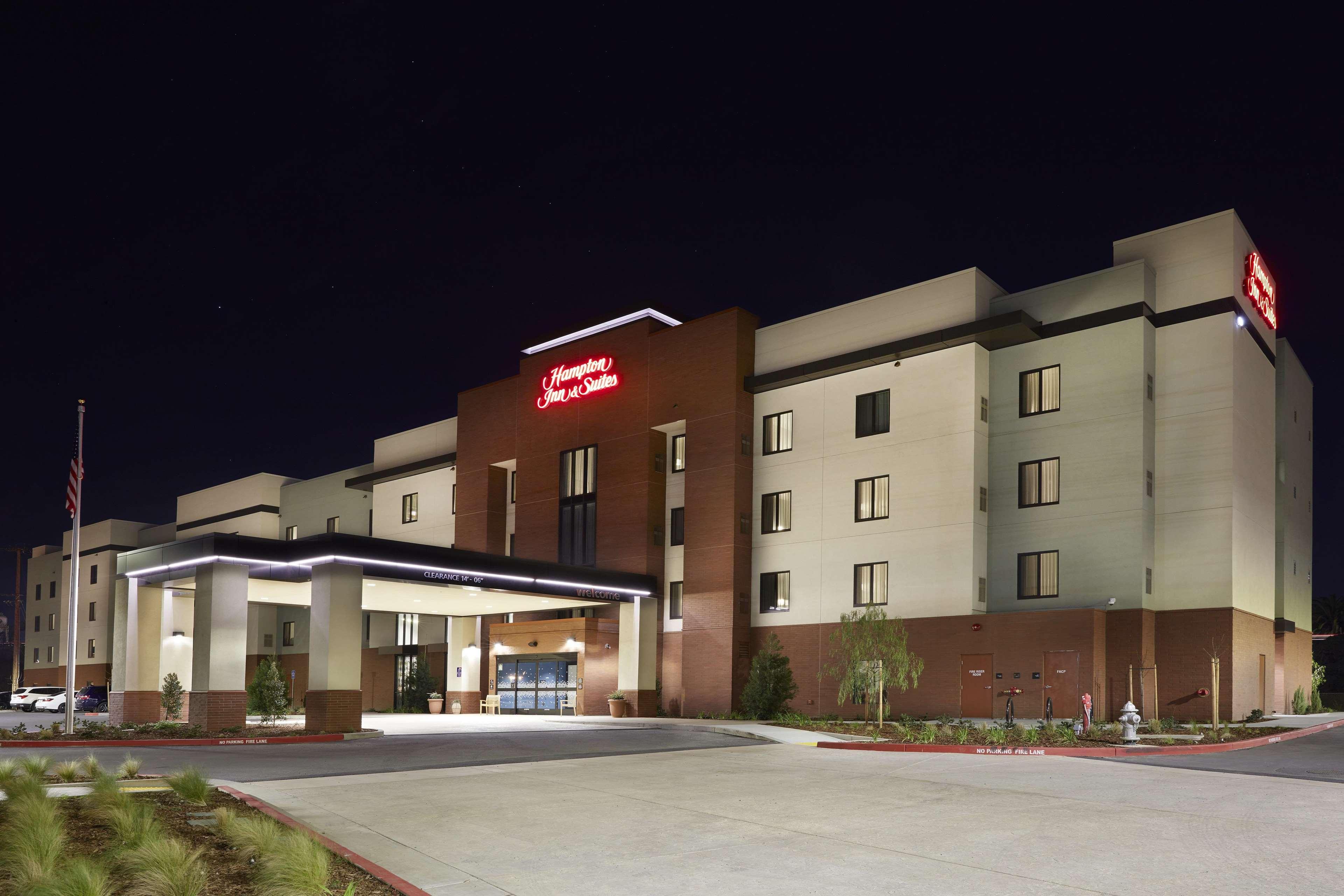 Hampton Inn & Suites Sacramento At Csus Экстерьер фото