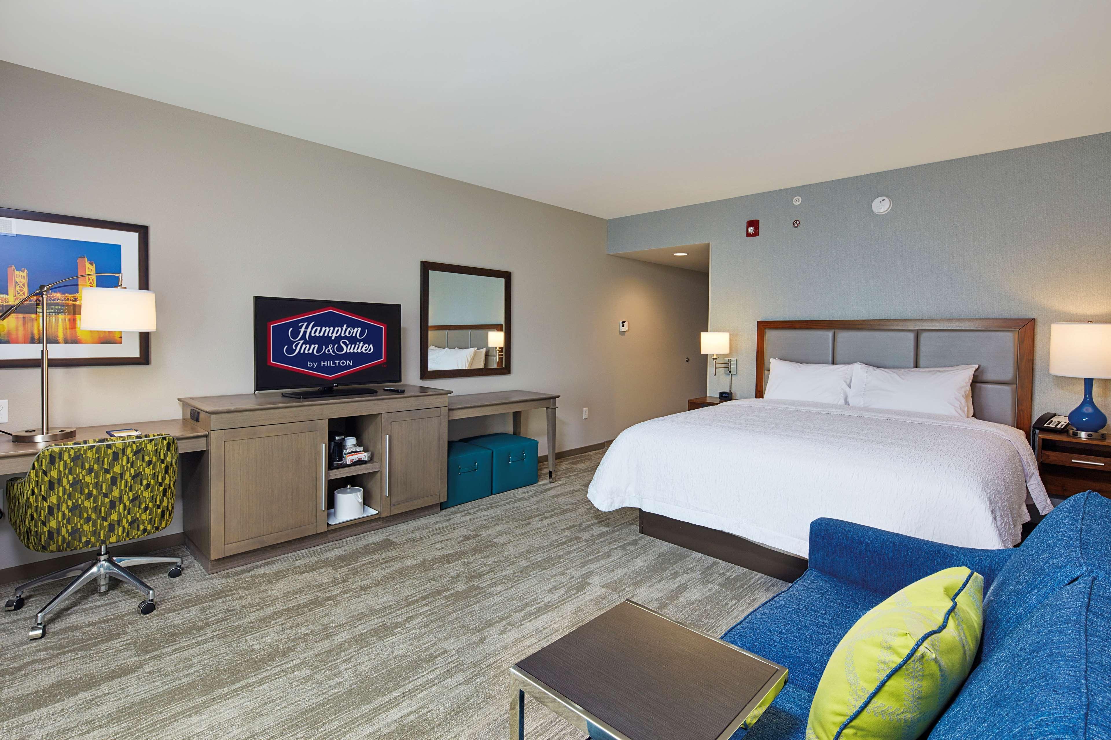 Hampton Inn & Suites Sacramento At Csus Экстерьер фото