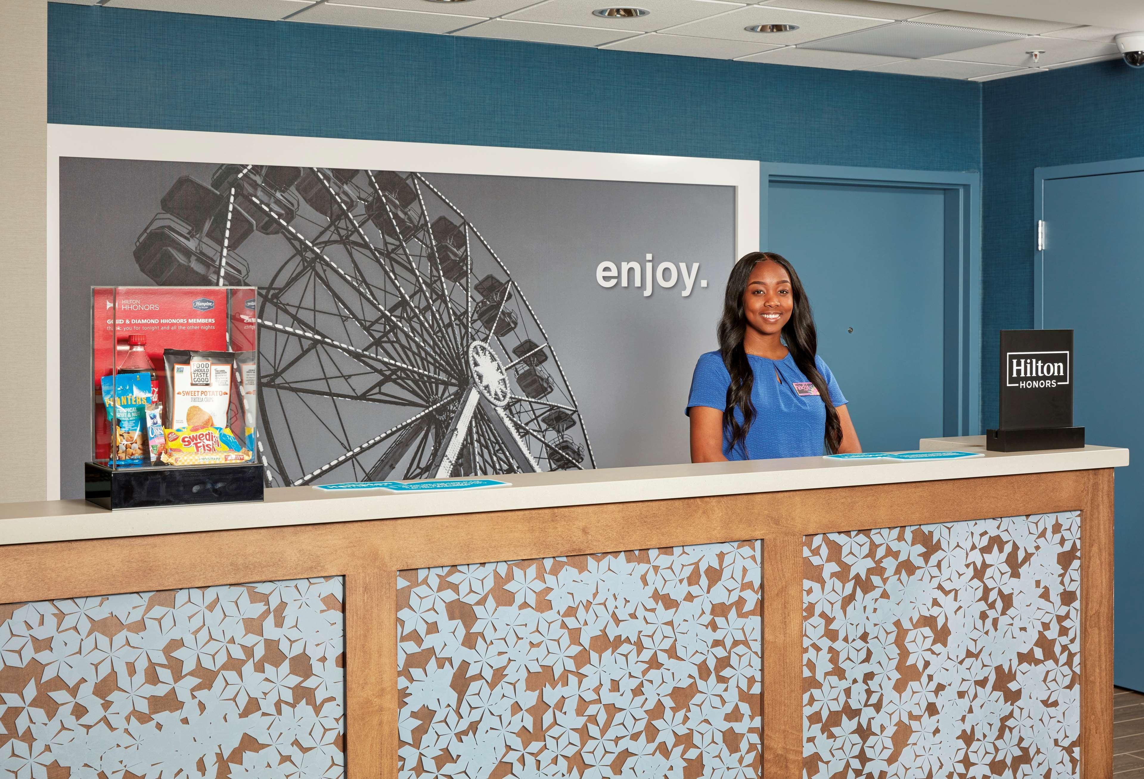 Hampton Inn & Suites Sacramento At Csus Экстерьер фото