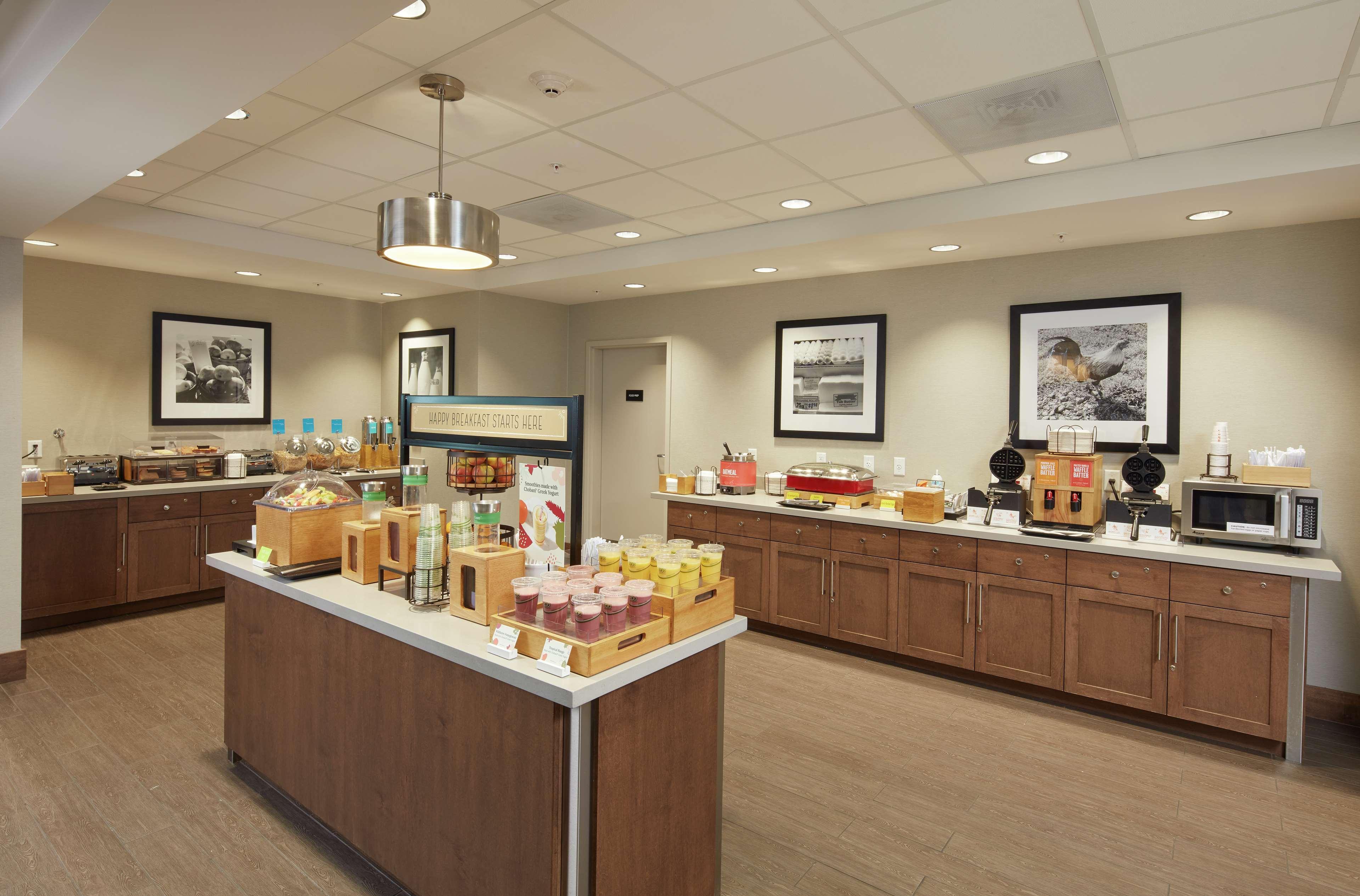 Hampton Inn & Suites Sacramento At Csus Экстерьер фото