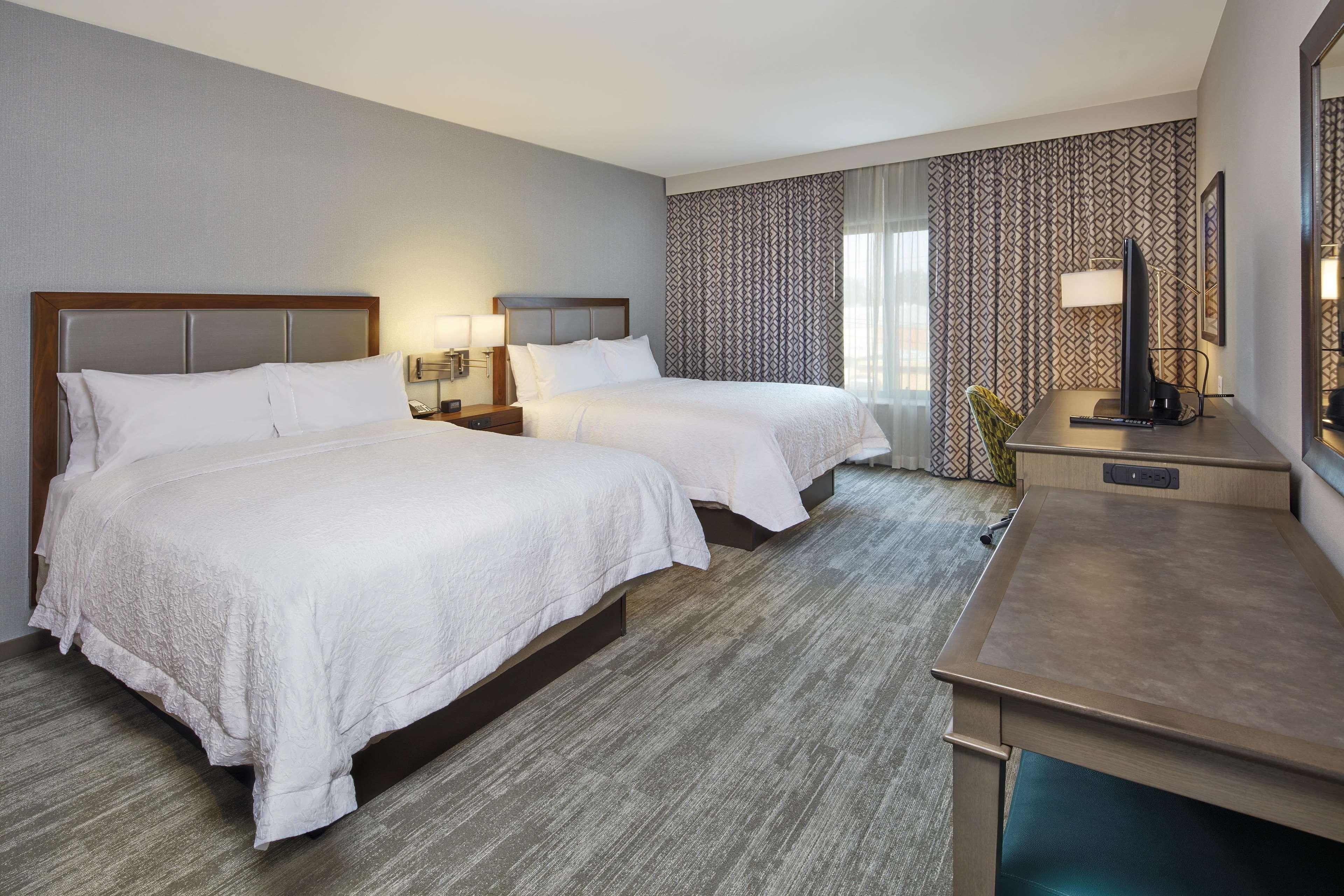 Hampton Inn & Suites Sacramento At Csus Экстерьер фото