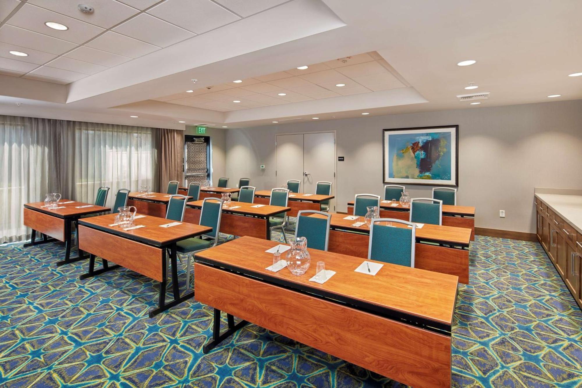 Hampton Inn & Suites Sacramento At Csus Экстерьер фото