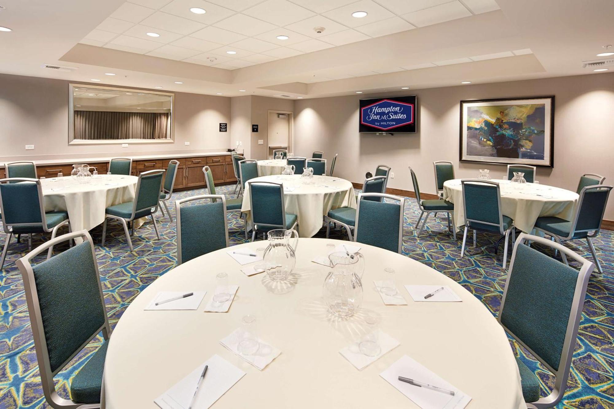 Hampton Inn & Suites Sacramento At Csus Экстерьер фото