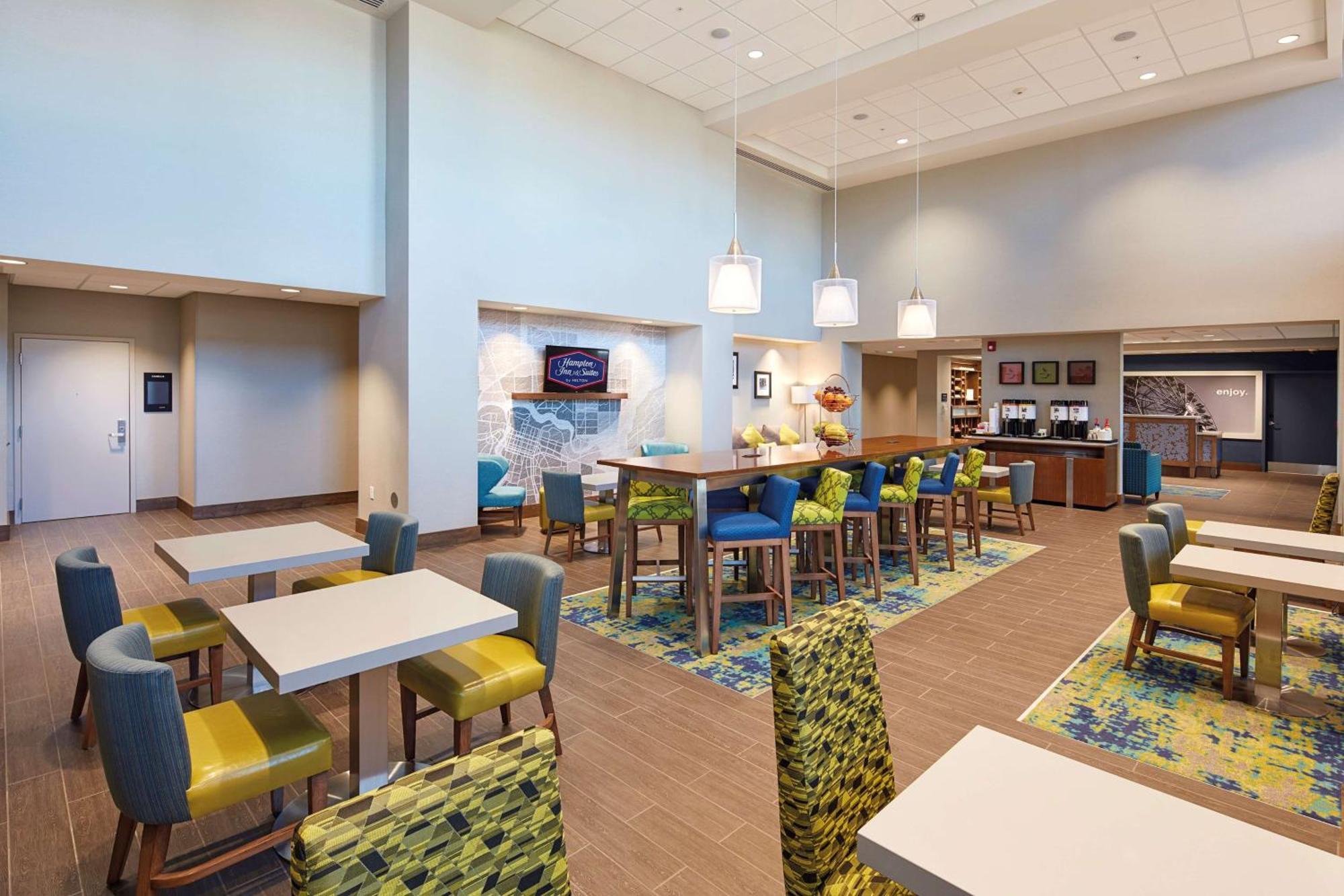 Hampton Inn & Suites Sacramento At Csus Экстерьер фото
